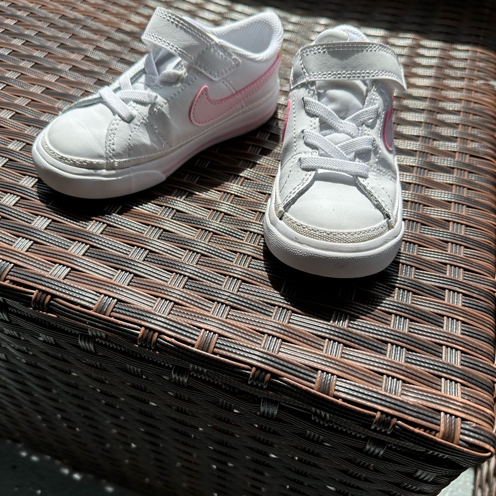 Nike Kids White and Pink Sneakers